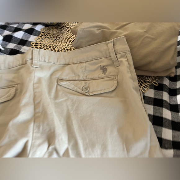 POLO SHORTS - Picture 3 of 4